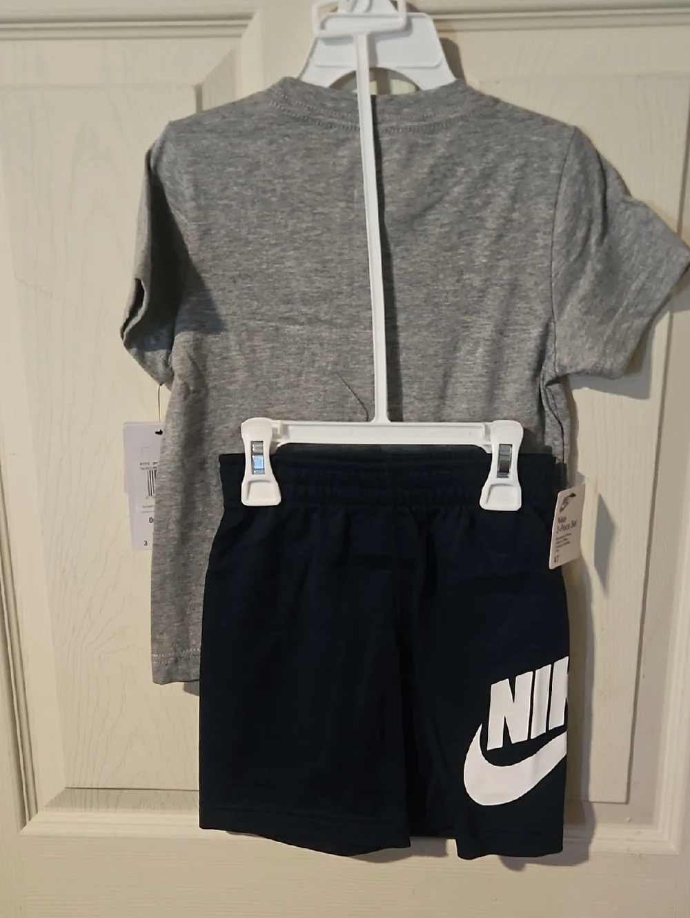 NIKE Toddler Two Piece Set: Gray/Navy: New With Tags: Size 4T